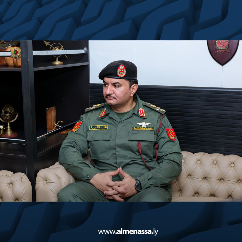 Extra 8.jpg16 8 نائب القائد العام يزور الفرقاطة المصرية "سجم بورسعيد 976" بقاعدة بنغازي البحرية