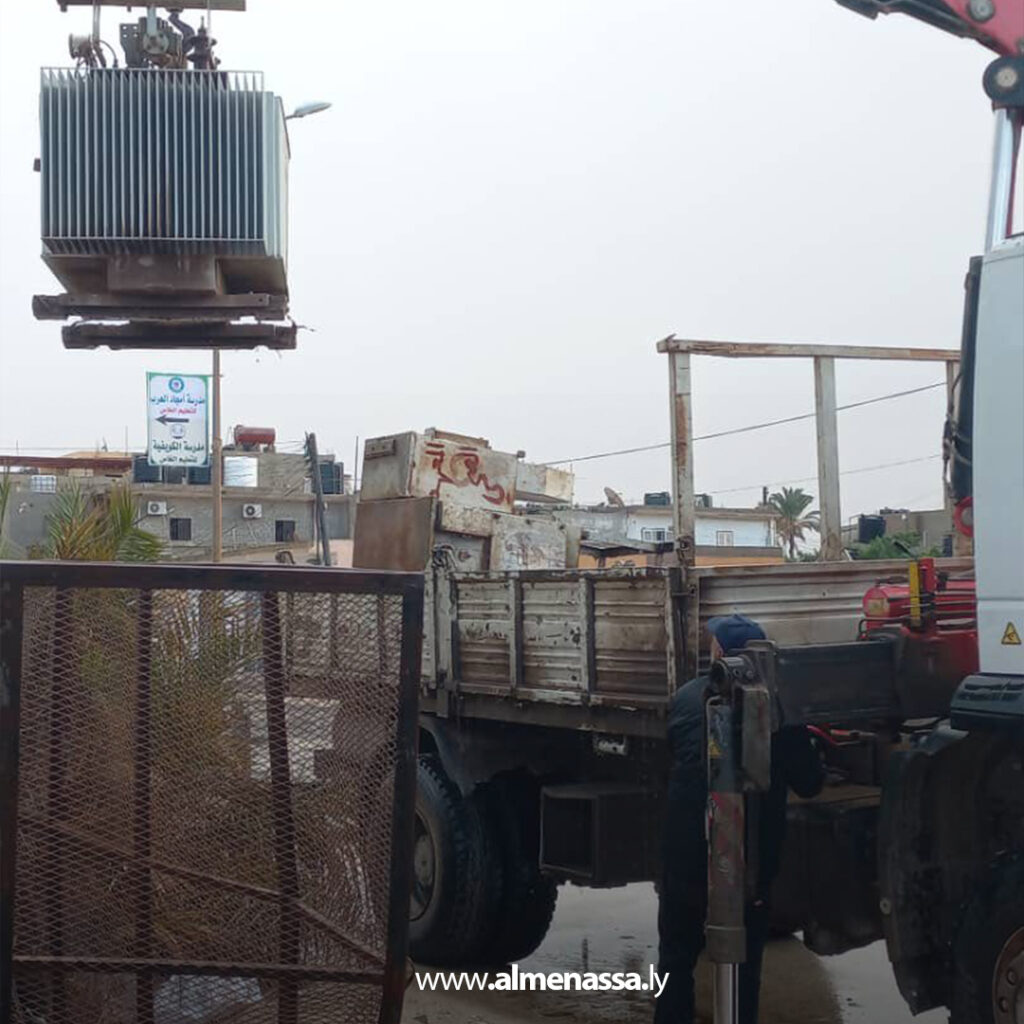 Extra 80 وزير الكهرباء يوجه بتوفير احتياجات الصيانة الطارئة وإعادة استقرار الشبكة بعد هطول الامطار