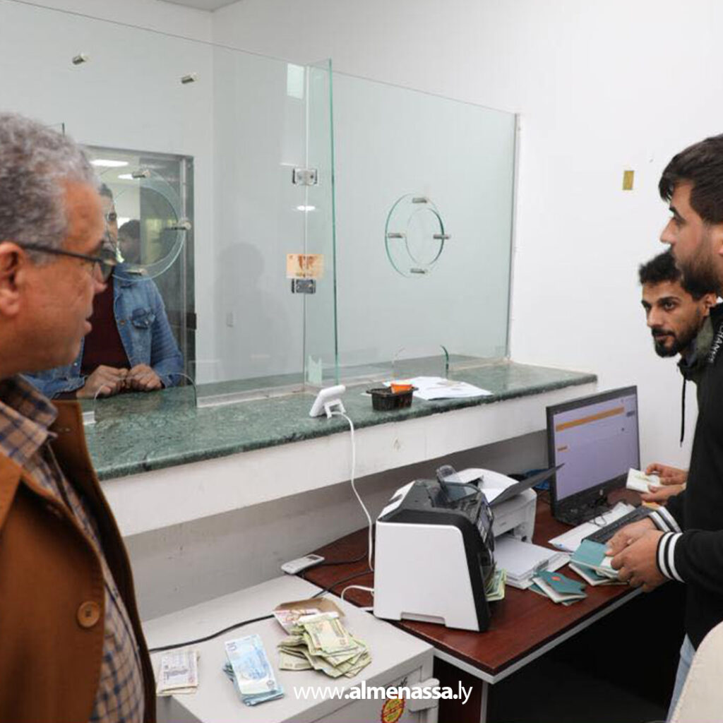 Extra 82.jpg11 82 رئيس شركة إعمار ليبيا القابضة يقوم بزيارة تفقدية لمنفذ أمساعد البري