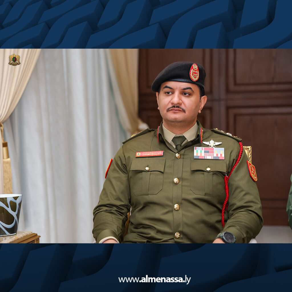 Extra 9.jpg1111111 9 القائد العام للقوات المسلحة يستقبل وفد الاتحاد الأوروبي