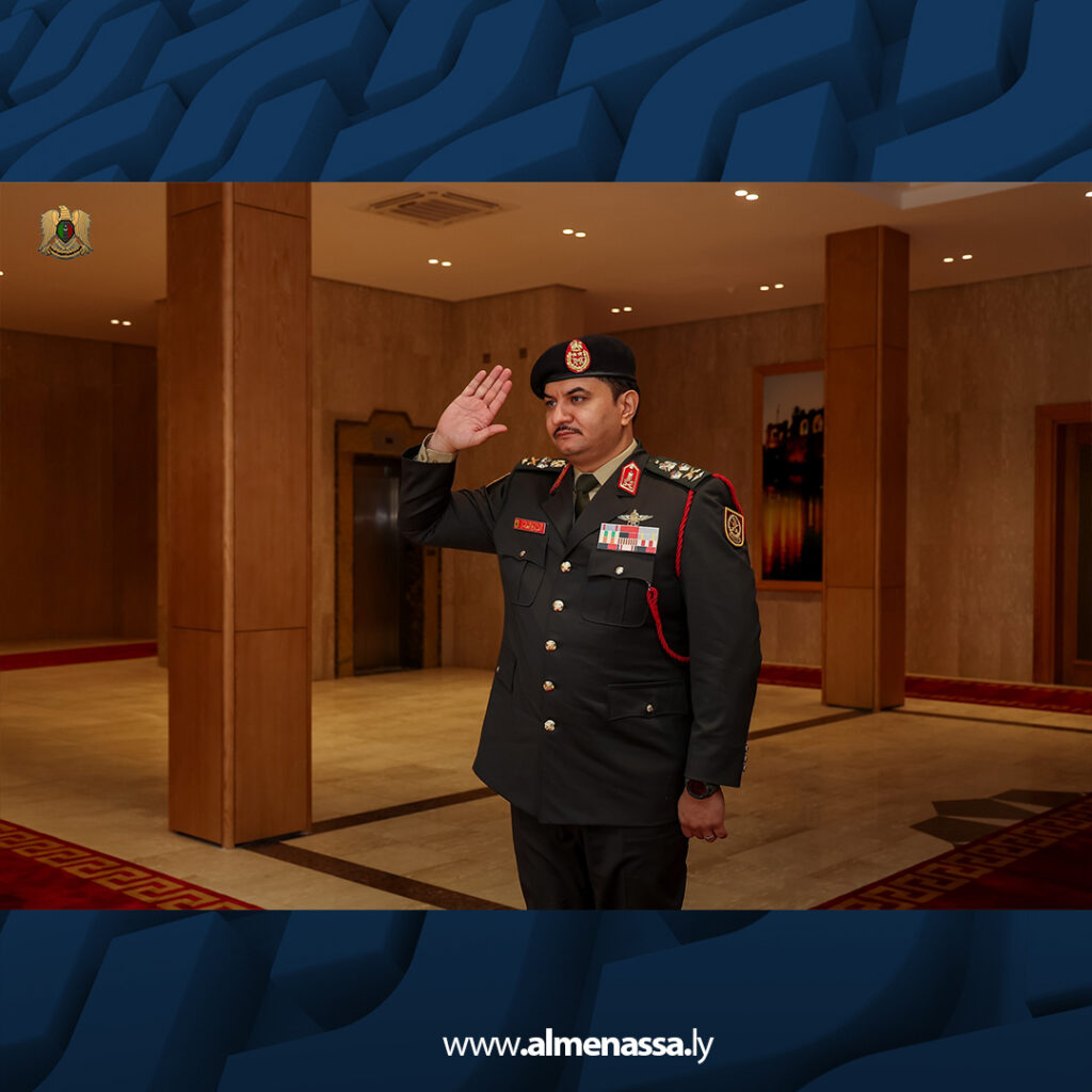 Extra 9.jpg15 9 نائب القائد العام للقوات المسلحة يعقد اجتماعا موسعا مع قائد الجيش الباكستاني