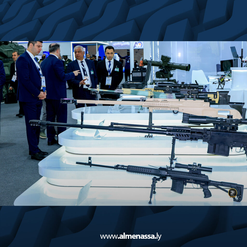 Extra.jpg27 رئيس الأركان العامة يشارك في معرض إيديكس 2025 بمصر ضمن زيارة رسمية