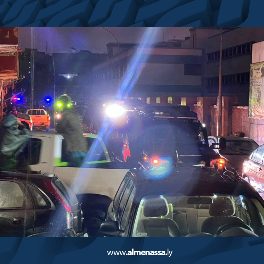 ext.jpg7 الضفادع البشرية بالقوات الخاصة تنفذ عمليات إنقاذ لعائلات محاصرة بمياه الأمطار في بنغازي