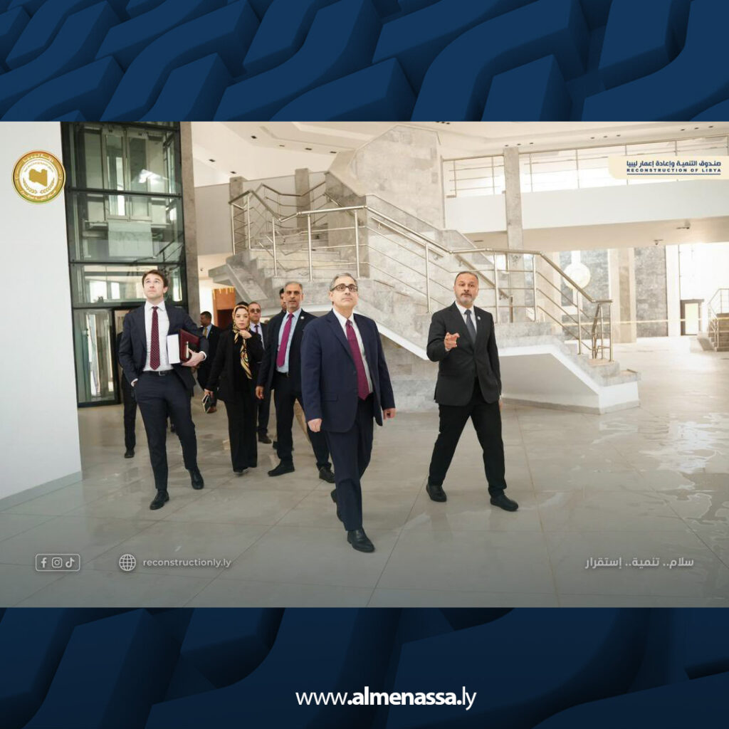 extra Recovered 12.jpg1 12 السفير الأمريكي يزور جامعة بنغازي ويطلع على مشاريع تطوير البنية التحتية التعليمية