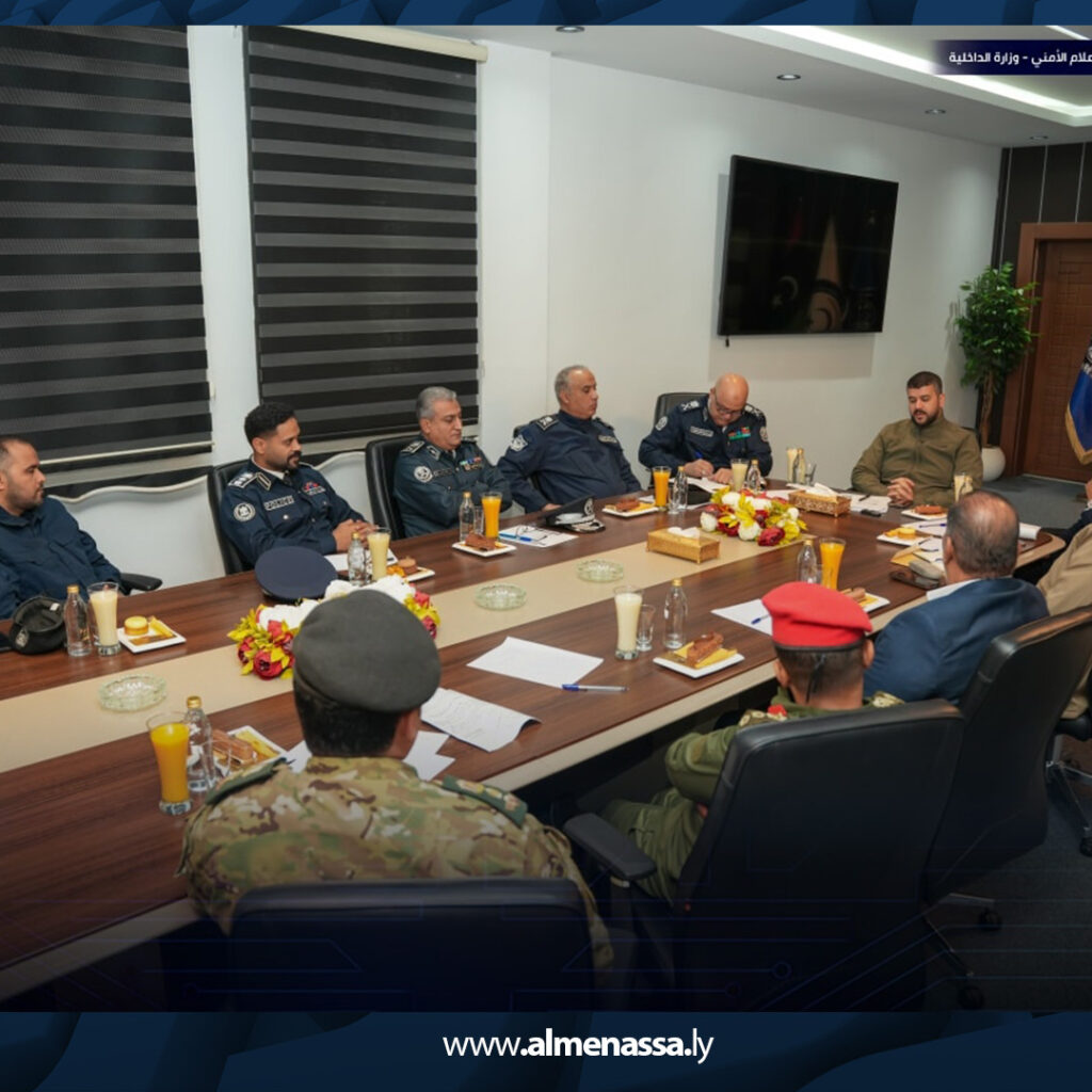 extra Recovered 13.jpg4 13 نائب القائد العام يشكل لجنة أمنية مشتركة لمعالجة أزمة الوقود الحالية