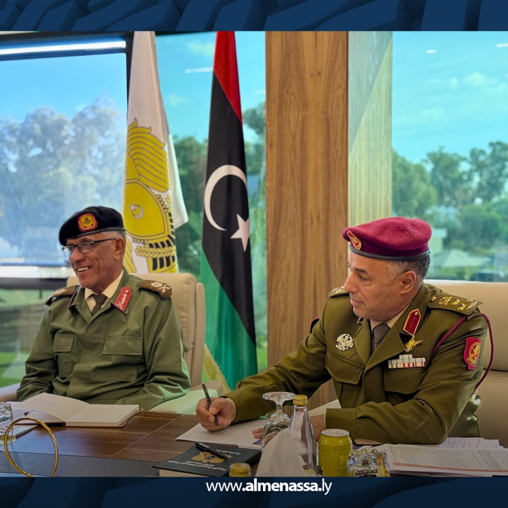 extra Recovered 16.jpg6 16 الأمين العام للقيادة العامة يعقد اجتماع لتقييم عمل الهيئات والإدارات في القوات المسلحة