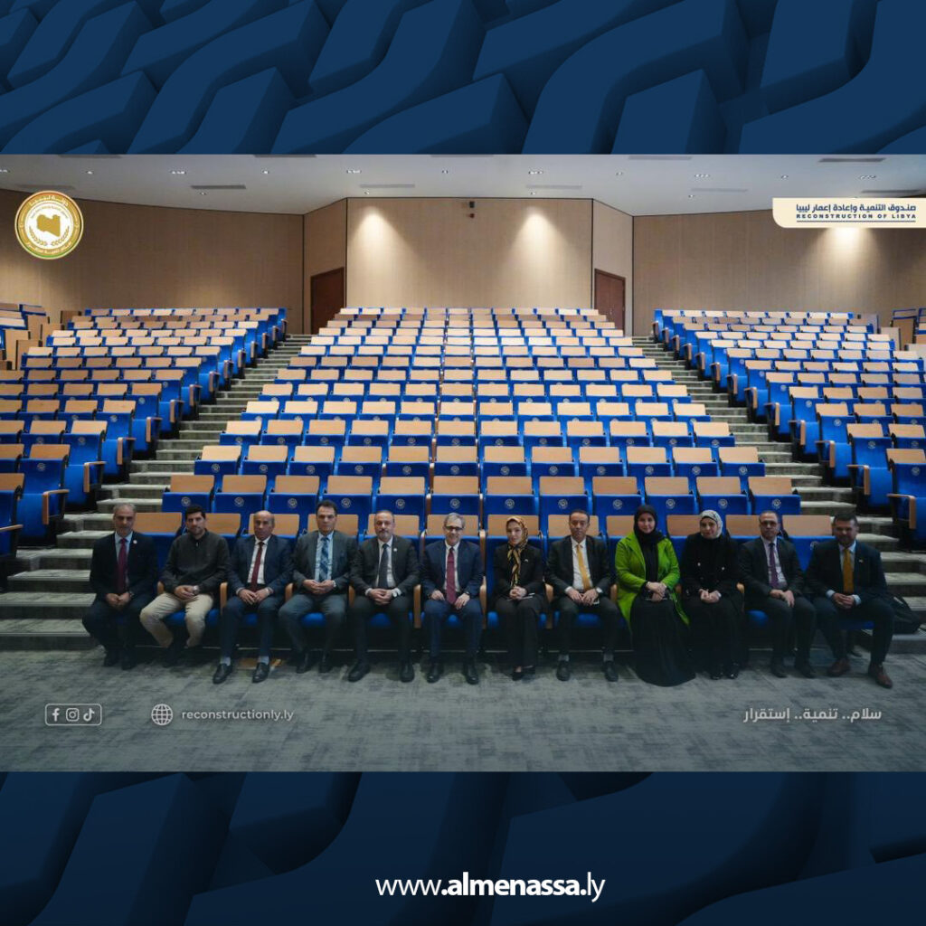 extra Recovered 19.jpg4 19 السفير الأمريكي يزور جامعة بنغازي ويطلع على مشاريع تطوير البنية التحتية التعليمية