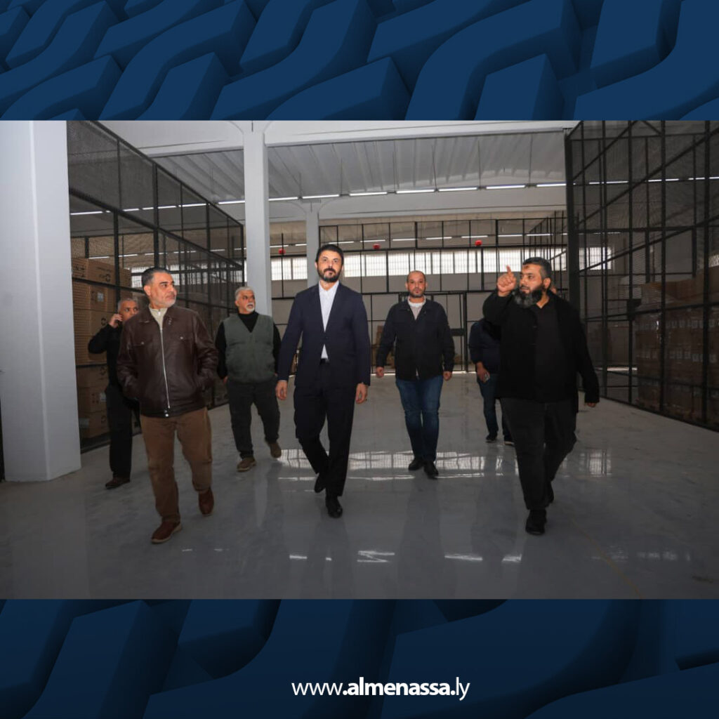 extra Recovered 7.jpg4 7 وكيل عام وزارة الصحة يعقد اجتماعا مع جهاز الإمداد الطبي والخدمات العلاجية ويتفقد مخازن الأدوية