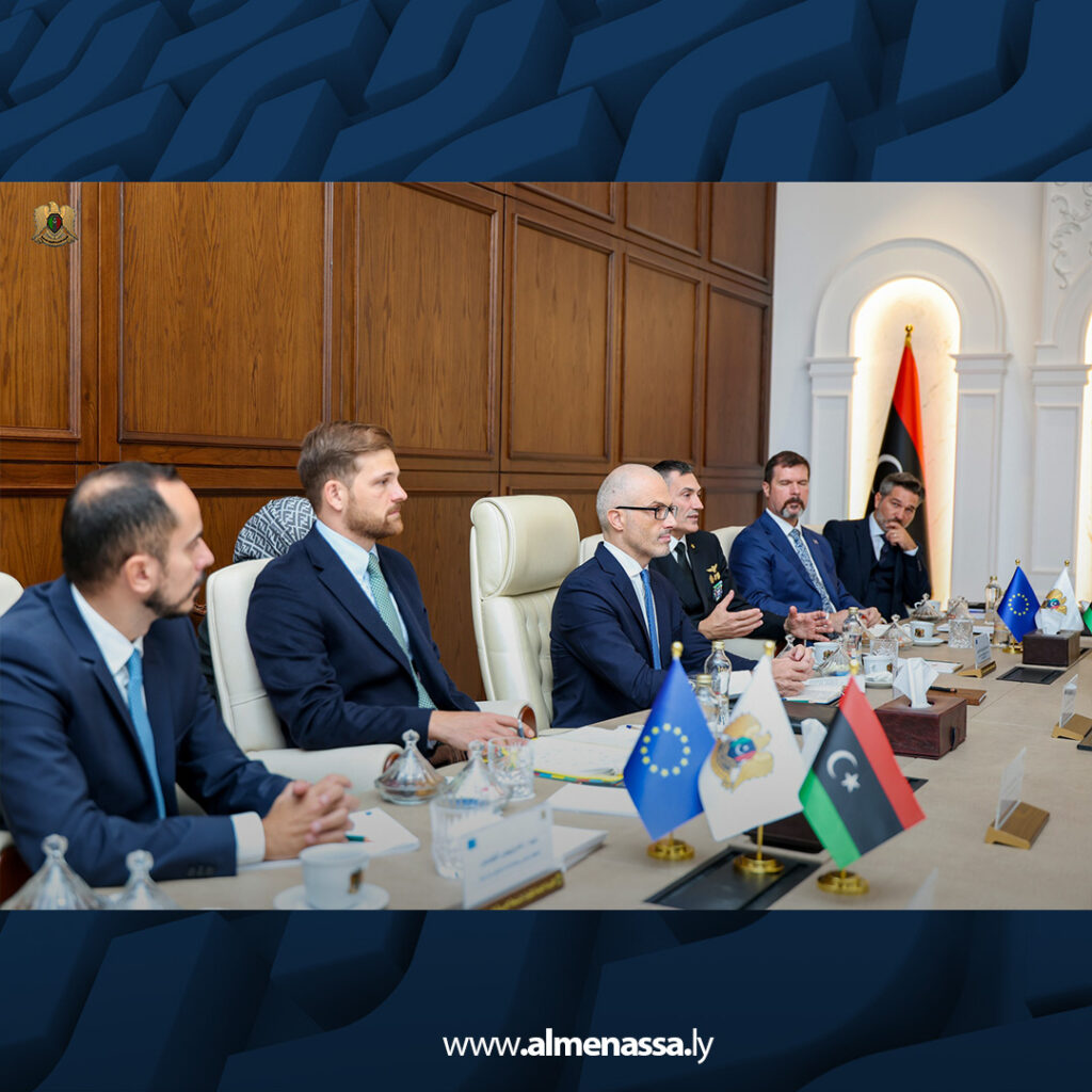 extra Recovered 9.jpg5 9 نائب القائد العام للقوات المسلحة يعقد لقاءً مع وفد الاتحاد الأوروبي في بنغازي