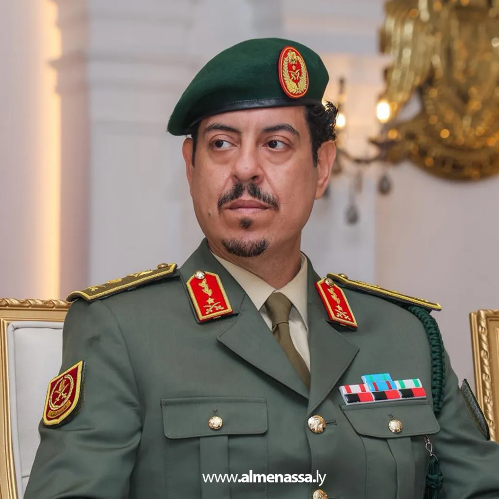 image 2 A meeting in Benghazi discusses the causes of the cash and fuel crises and outlines urgent solutions