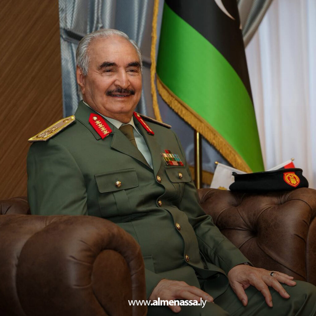 Extra 11.jpg1111 11 القائد العام للقوات المسلحة يستقبل السفير الفرنسي لبحث تعزيز التعاون الثنائي