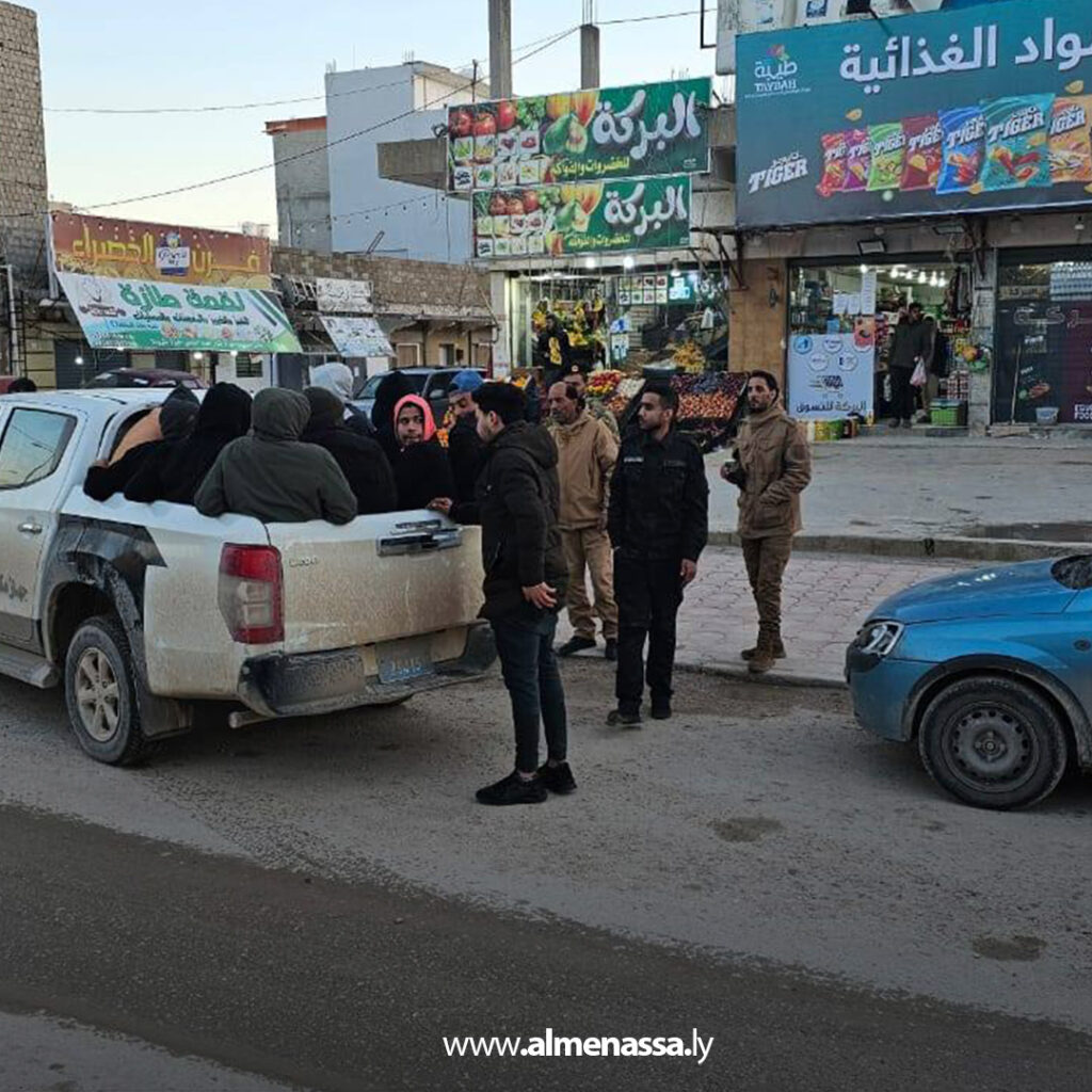 حملة أمنية في البيضاء تضبط 40 مهاجرًا غير شرعي مخالفين للإجراءات القانونية والصحية