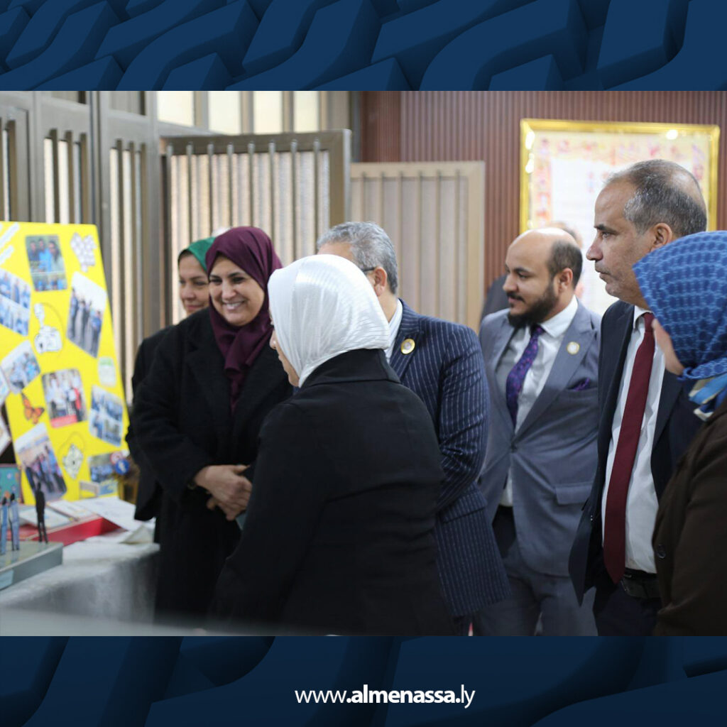 Extra 12.jpg9 12 انطلاق المعرض الأول للإعلام التربوي لمنسقي الإعلام بالمراقبة بطرابلس المركز