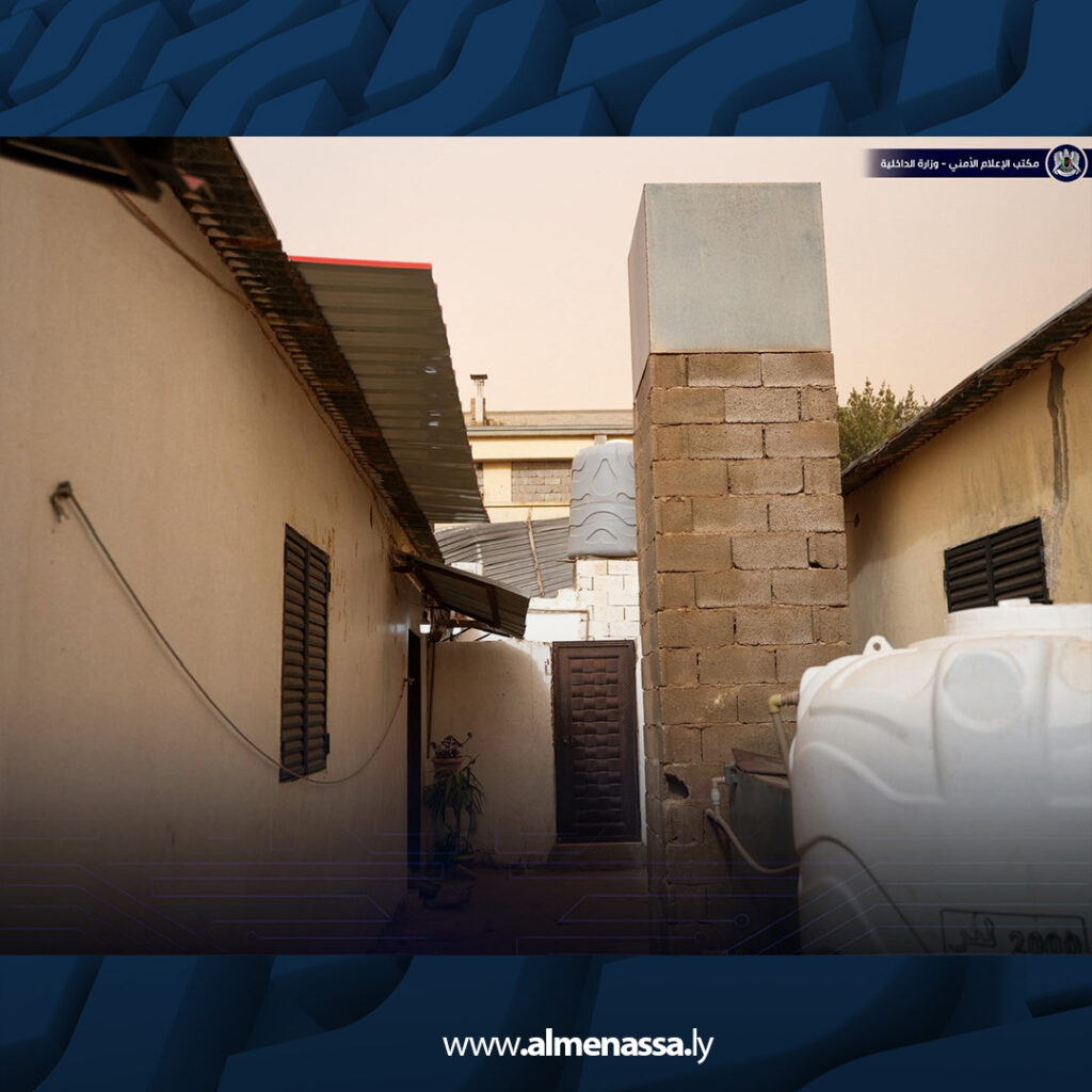 Extra 14.jpg12 14 اللجنة العليا للطوارئ تزور شحات لإجلاء المتضررين من العاصفة ومعالجة الأوضاع الإنسانية