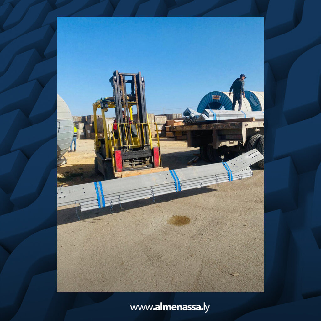 Extra 140 شركة الكهرباء تواصل صرف الأبراج الحديدية لمشروع خط نقل الطاقة غرب طرابلس – التبة