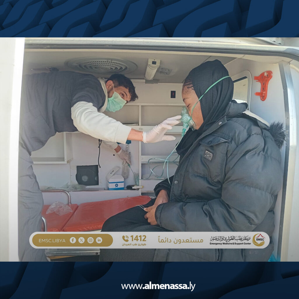 Extra 154 إنقاذ 99 مهاجرا قبالة ميناء الخمس وتقديم الرعاية الطبية العاجلة لهم