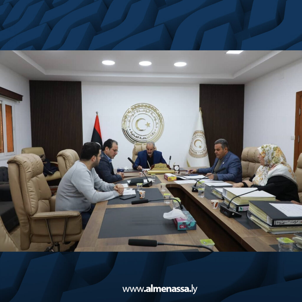 Extra 164 إقفال ملف تنسيب فائض الملاك الوظيفي وتسليم القرارات للإدارة المختصة وفق التنظيم المعتمد