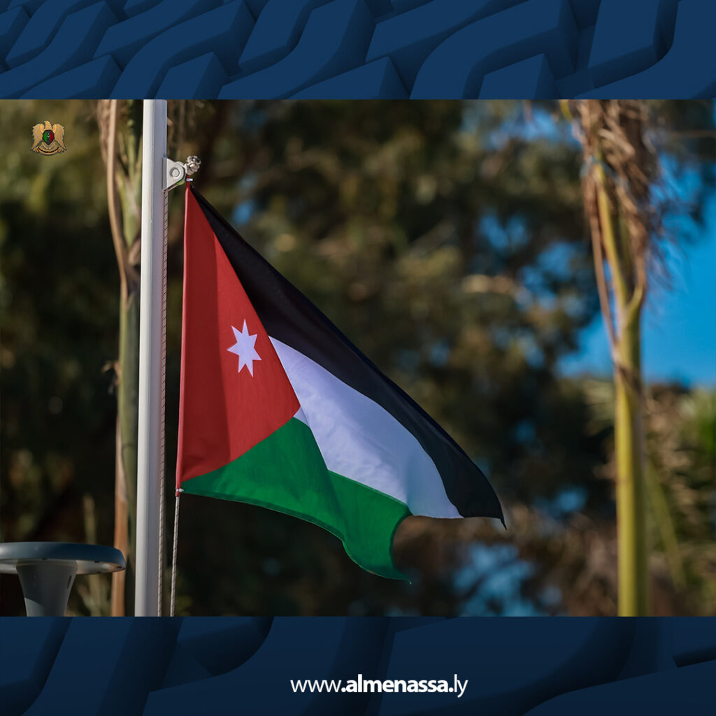 Extra 2.jpg21 2 القائد العام يستقبل وفدا رفيع المستوى من المملكة الأردنية الهاشمية