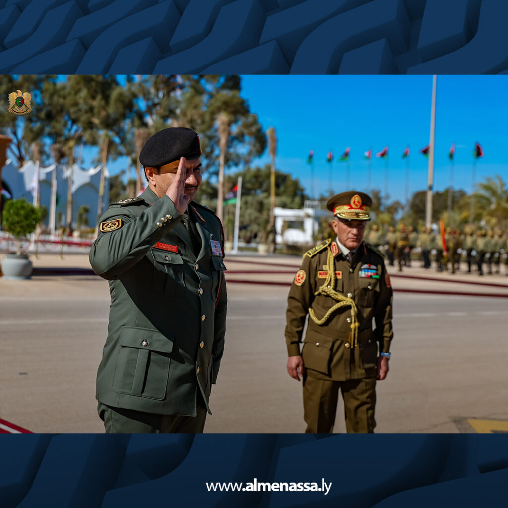 Extra 2.jpg22 2 القائد العام يستقبل وفدا رفيع المستوى من المملكة الأردنية الهاشمية