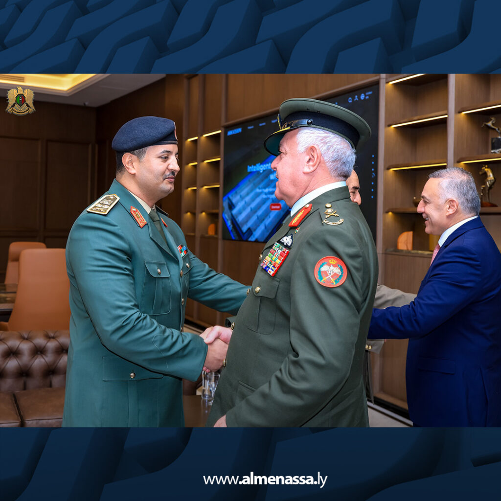 Extra 2.jpg24 2 القائد العام يستقبل وفدا رفيع المستوى من المملكة الأردنية الهاشمية