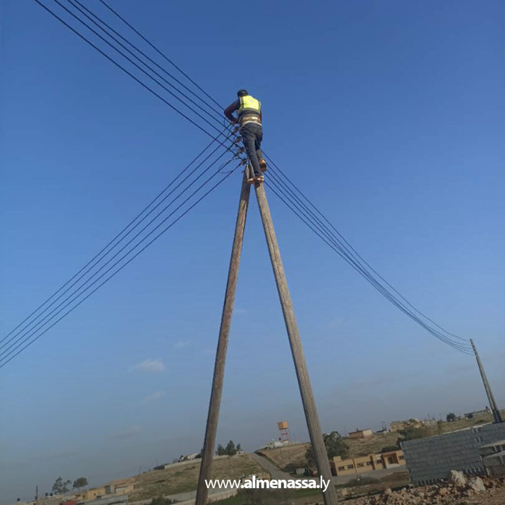 Extra 201 عودة التيار الكهربائي لمنطقة قصر الشريف بعد إصلاحات كبيرة بدعم الصندوق وإشراف الوزارة