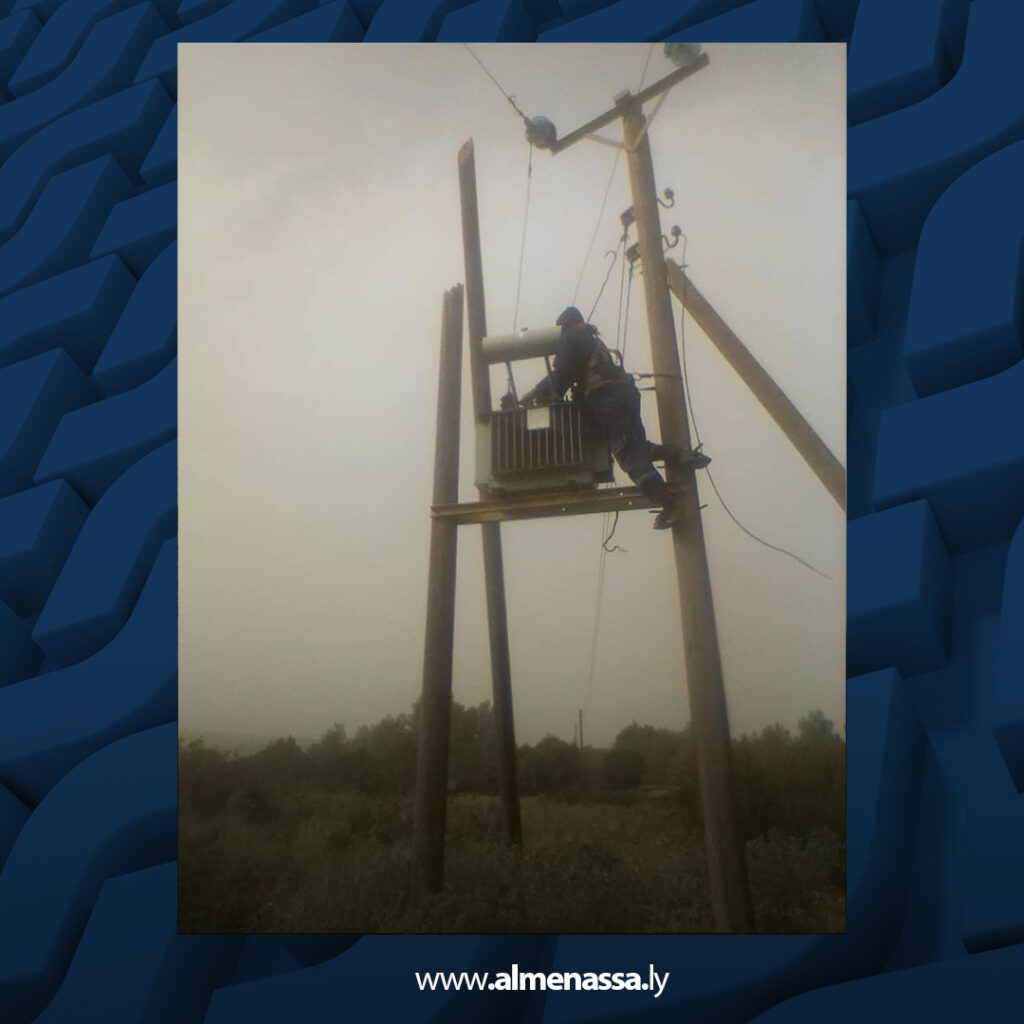 Extra 21.jpg10 21 إصلاح عاجل للشبكة الكهربائية في الجبل الأخضر بعد العاصفة الأخيرة