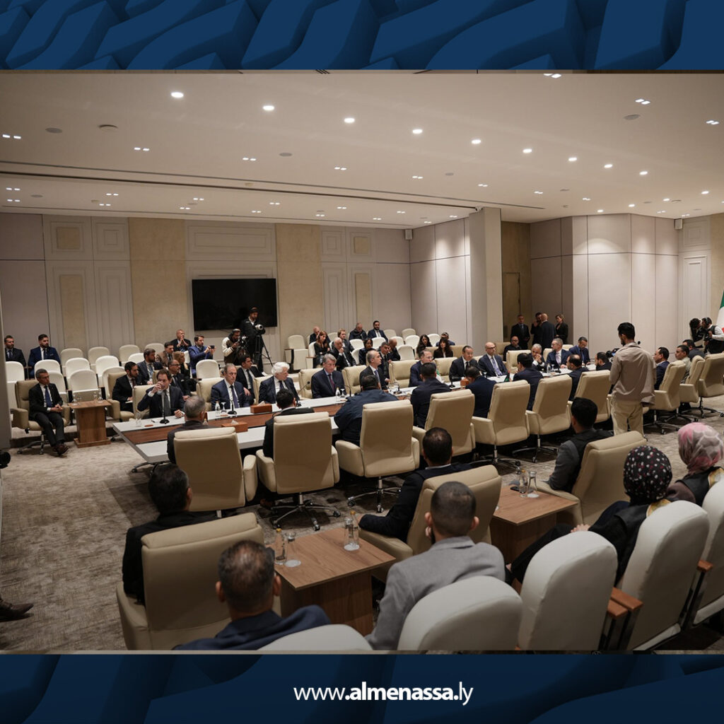 Extra 4.jpg14 4 المهندس بالقاسم حفتر يوقع عقودا صحية وبيئية كبرى مع شركة إيطالية