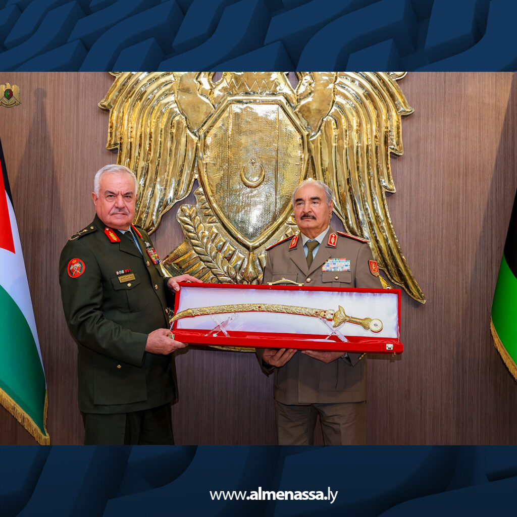 Extra 4.jpg16 4 القائد العام يستقبل وفدا رفيع المستوى من المملكة الأردنية الهاشمية