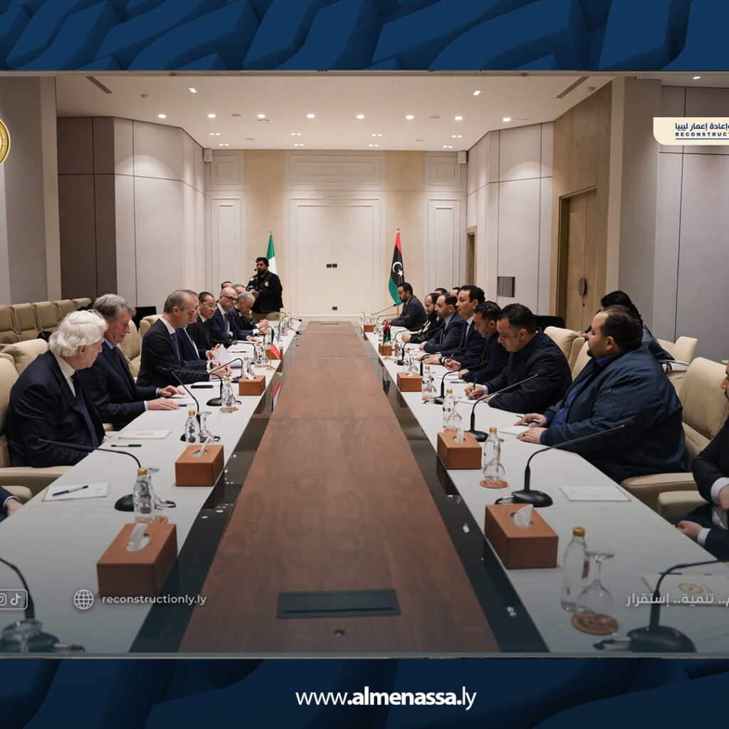 Extra 41.jpg4 41 المهندس بالقاسم حفتر يوقع عقودا صحية وبيئية كبرى مع شركة إيطالية