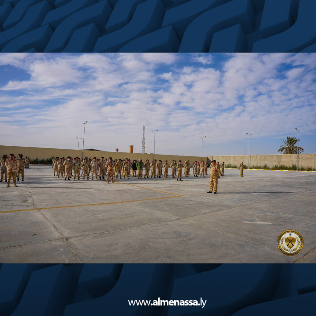 Extra 5.jpg19 5 معاون رئيس أركان القوات البرية يتفقد المنطقة العسكرية الوسطى ويطلع على جاهزية الوحدات وغرفة العمليات الأمنية