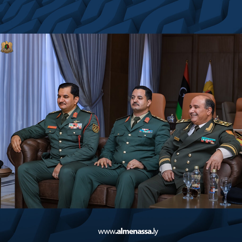 Extra 52.jpg4 52 القائد العام يستقبل وفدا رفيع المستوى من المملكة الأردنية الهاشمية