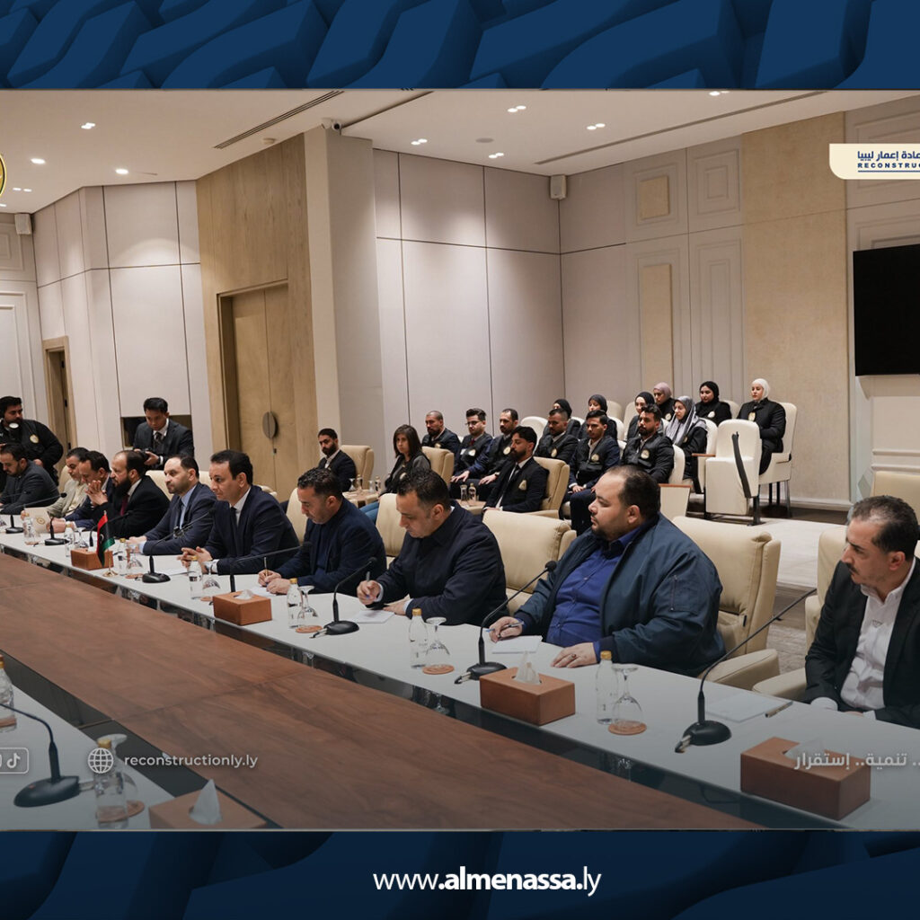 Extra 56.jpg3 56 المهندس بالقاسم حفتر يوقع عقودا صحية وبيئية كبرى مع شركة إيطالية