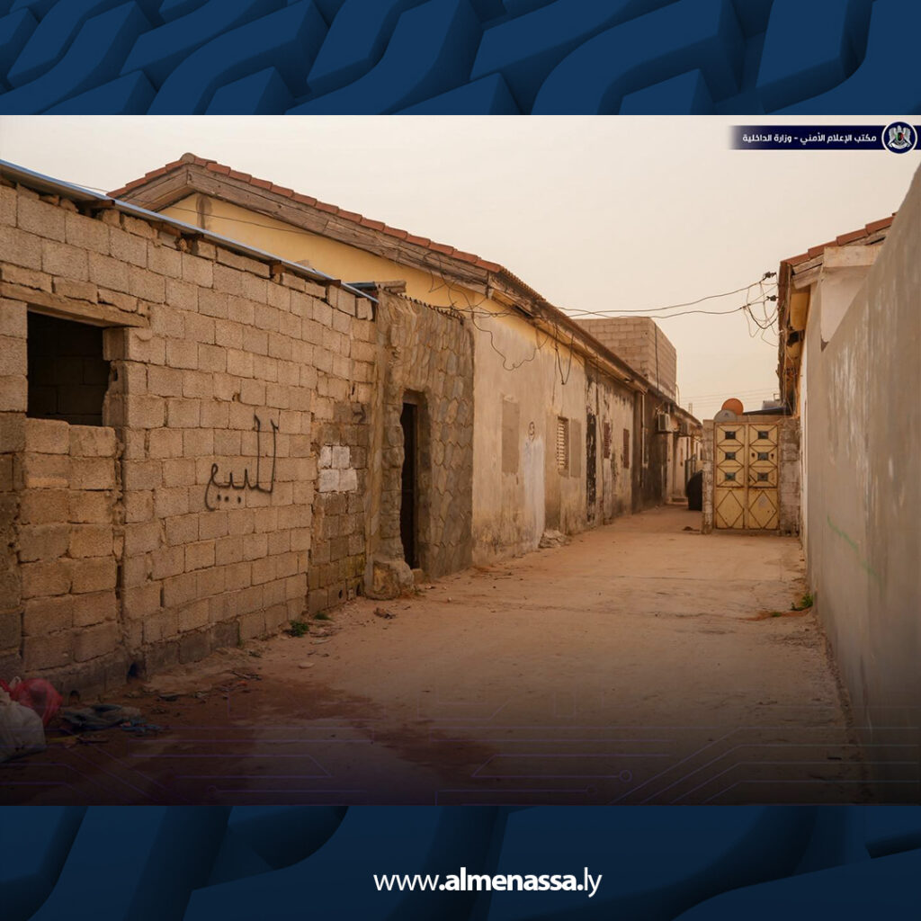 Extra 56.jpg5 56 اللجنة العليا للطوارئ تزور شحات لإجلاء المتضررين من العاصفة ومعالجة الأوضاع الإنسانية