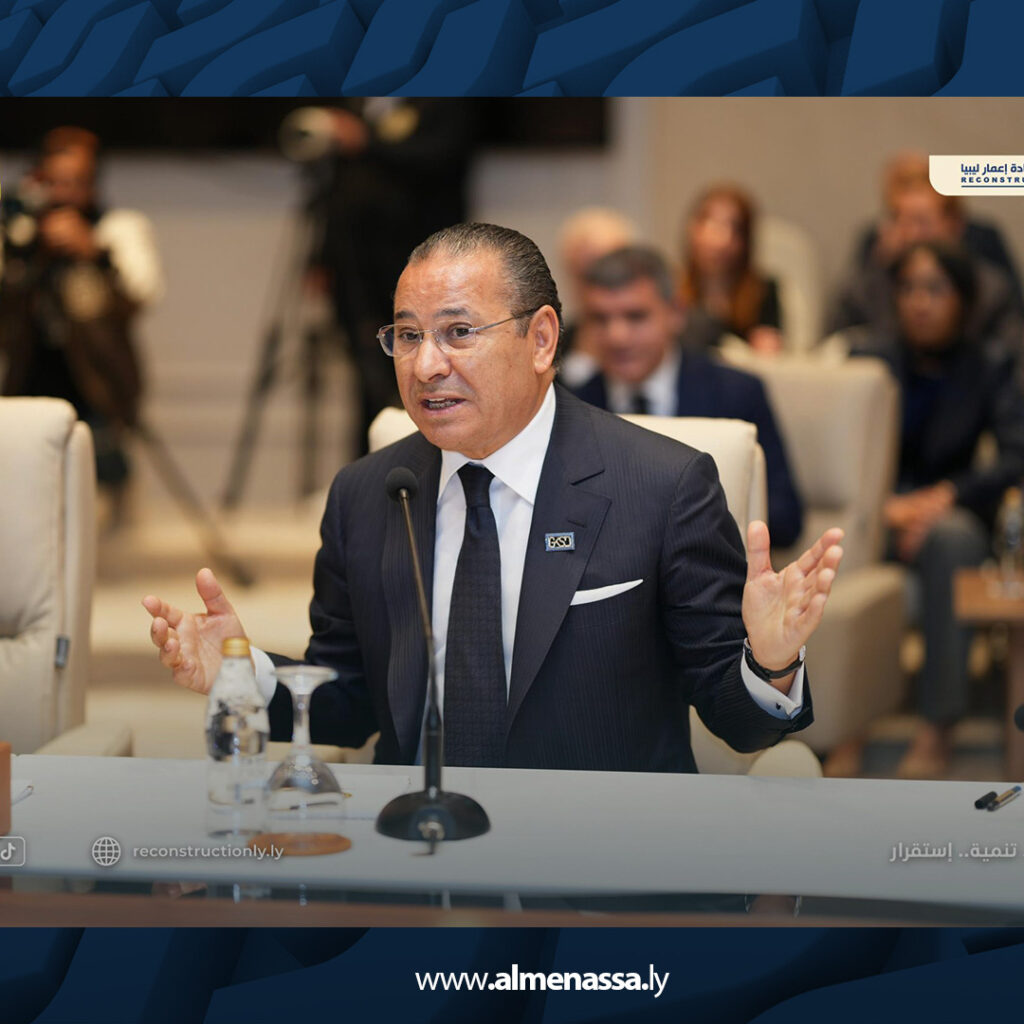 Extra 61.jpg2 61 المهندس بالقاسم حفتر يوقع عقودا صحية وبيئية كبرى مع شركة إيطالية