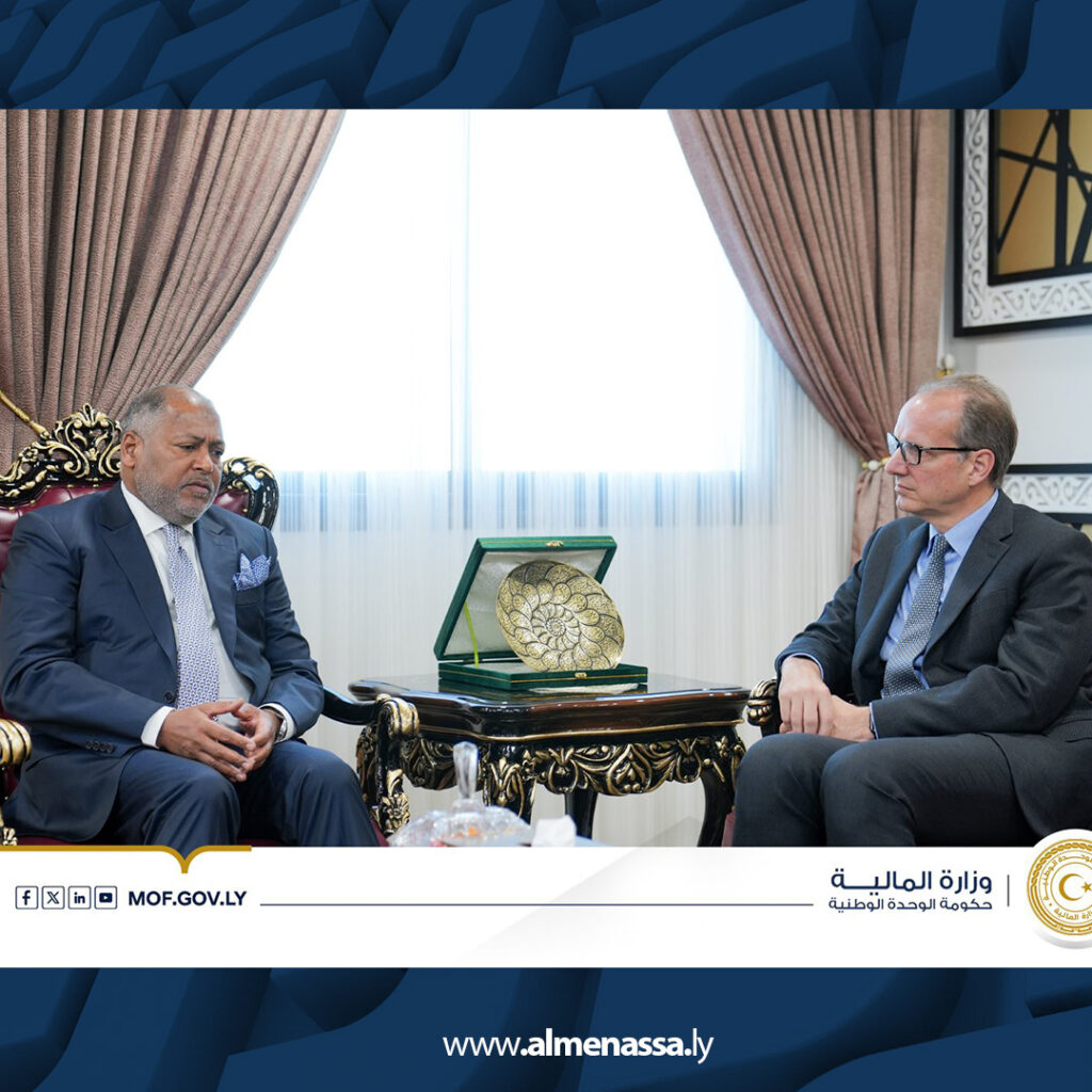 Extra 62.jpg3 62 وزير المالية يبحث مع السفير البريطاني برامج إصلاح المالية العامة والتحول الرقمي