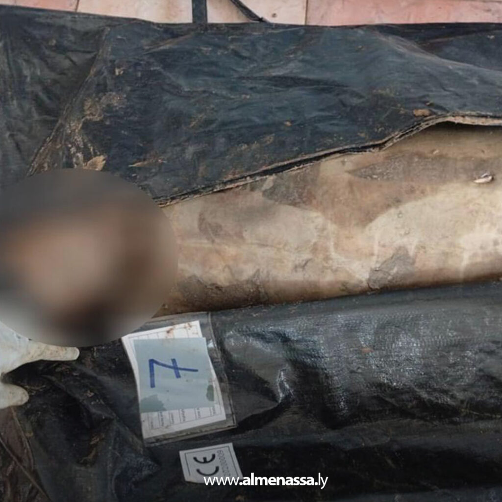 Extra 64.jpg3 64 إحالة متهم بجرائم الاتجار بالبشر وقتل مهاجرين إلى القضاء بعد تحرير 195 محتجزا وكشف مقابر جماعية