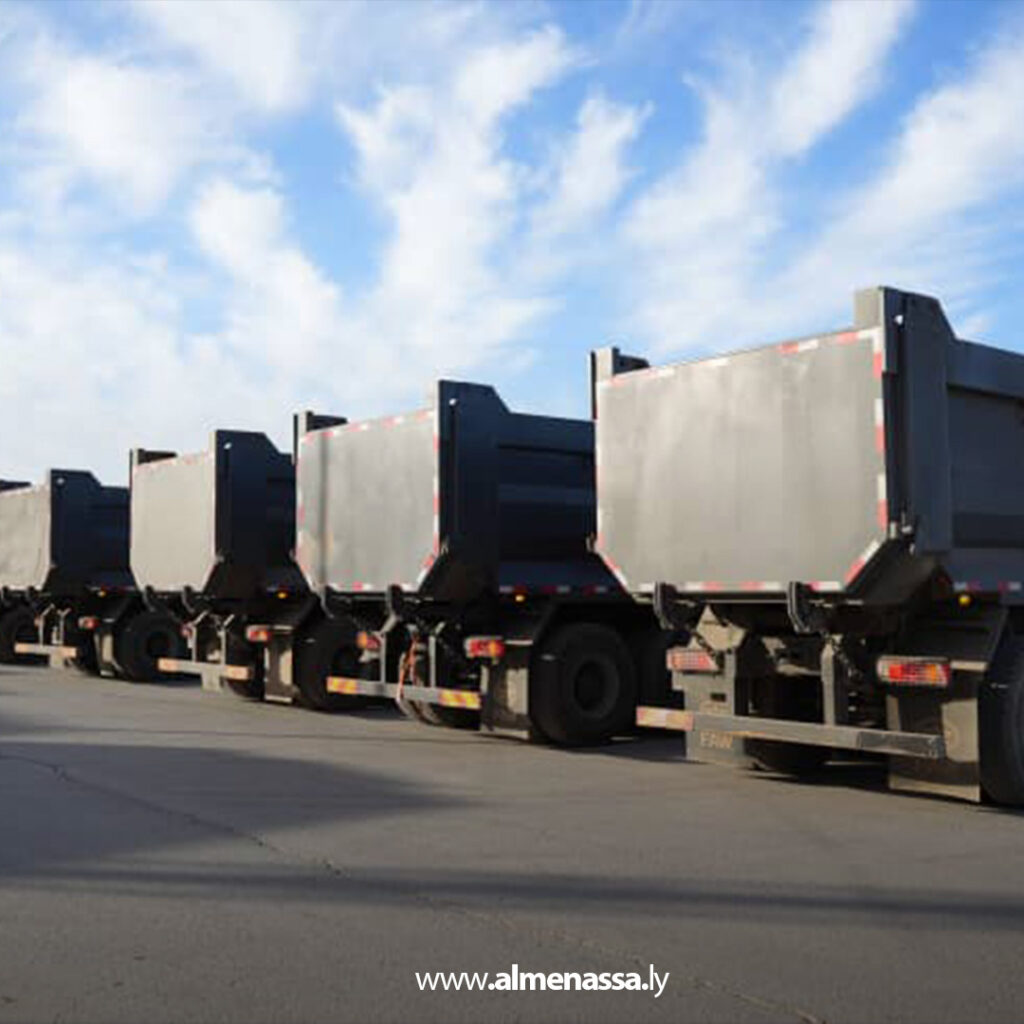 صندوق تنمية وإعمار ليبيا يباشر تجهيز مكب جديد بوصول معدات الإغلاق والتنظيف 3 Extra 7.jpg11 7