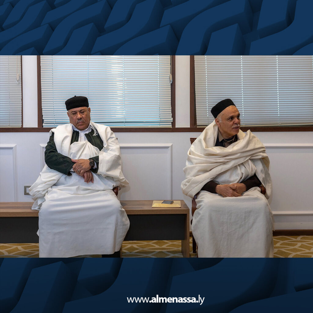 Extra 81.jpg3 81 رئيس الأعلى للدولة يلتقي شيوخ قبيلة أولاد بوسيف لمناقشة الخدمات والمصالحة الوطنية