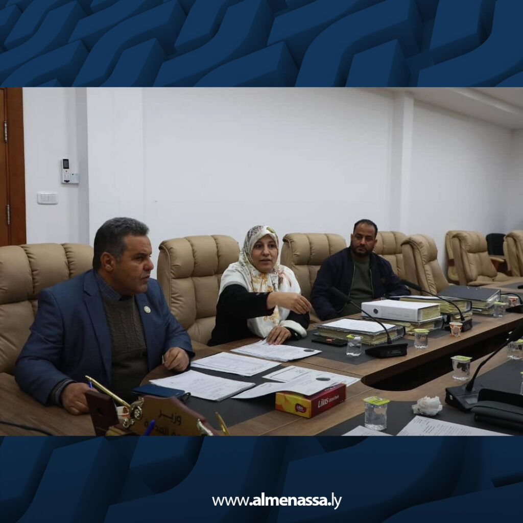 Extra 88.jpg2 88 إقفال ملف تنسيب فائض الملاك الوظيفي وتسليم القرارات للإدارة المختصة وفق التنظيم المعتمد