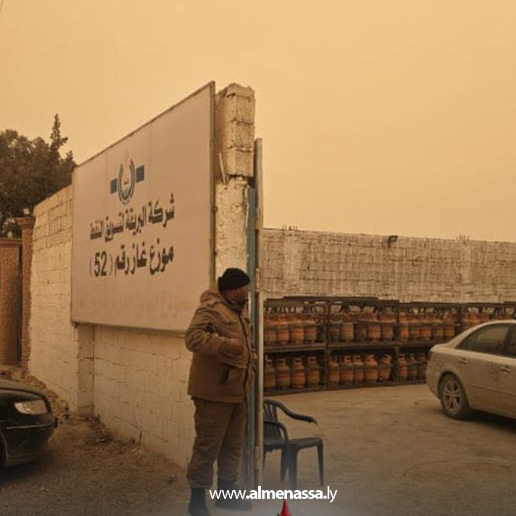 Extra 89.jpg1 89 توزيع أسطوانات الغاز للمواطنين ضمن خطة تنظيمية لضمان الانسيابية