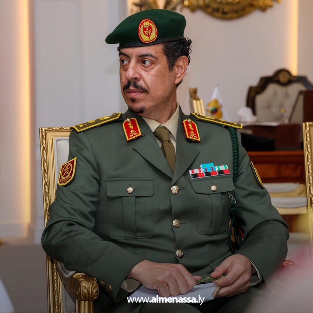 Extra.jpg11111 القائد العام يبحث المستجدات العسكرية وخطط رفع الجاهزية مع رؤساء الأركان