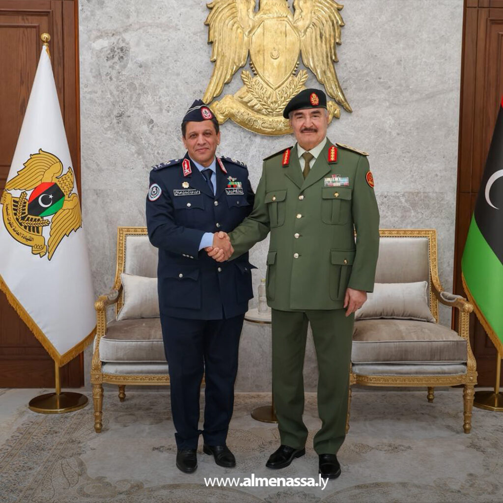 Extra.jpg11111111 القائد العام يبحث المستجدات العسكرية وخطط رفع الجاهزية مع رؤساء الأركان