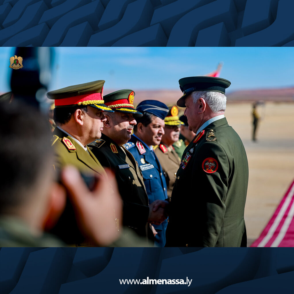 Extra.jpg41 القائد العام يستقبل وفدا رفيع المستوى من المملكة الأردنية الهاشمية