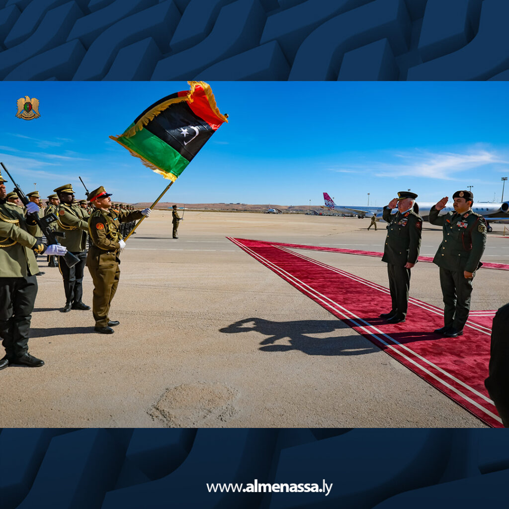 Extra.jpg48 القائد العام يستقبل وفدا رفيع المستوى من المملكة الأردنية الهاشمية