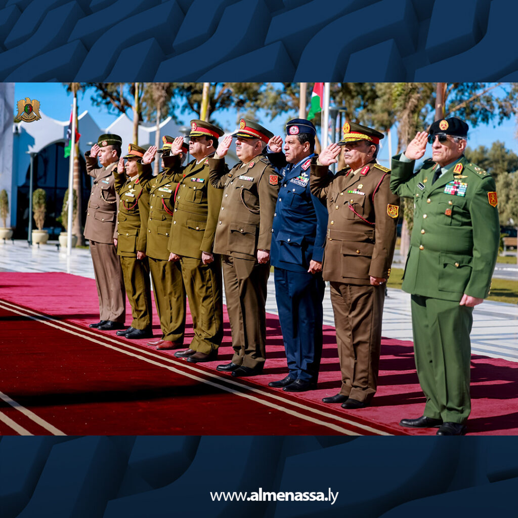 Extra.jpg49 القائد العام يستقبل وفدا رفيع المستوى من المملكة الأردنية الهاشمية