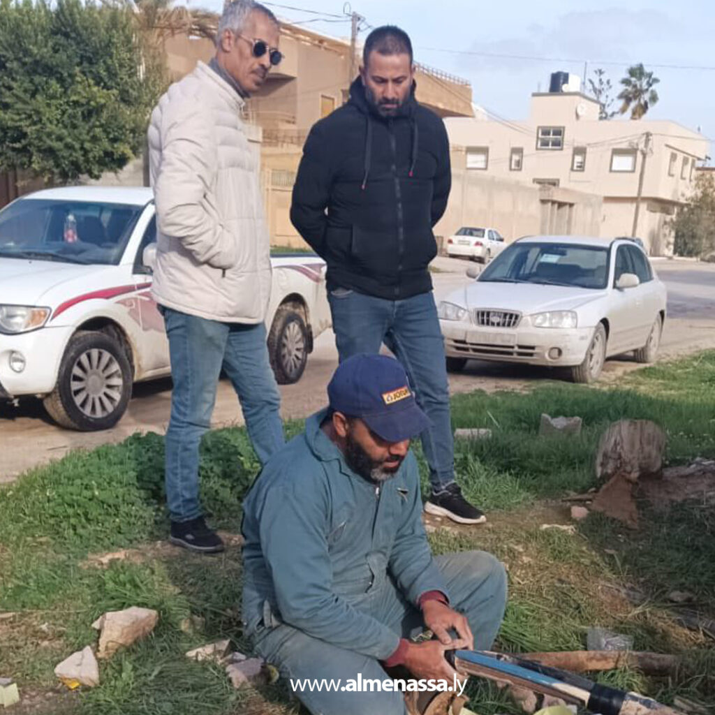Extra03 1 غرفة الطوارئ المركزية تتابع إصلاحات شبكة الكهرباء وإعادة الخدمة بحي الدولار