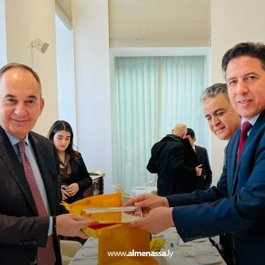 Extra 11.jpg4 11 لجنة النواب للأموال المجمدة تختتم زيارة رسمية إلى اليونان لمتابعة الأموال الليبية المجمدة