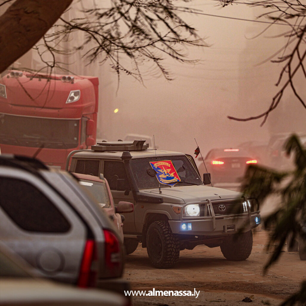 Extra 12.jpg4 12 القوات المسلحة تتدخل لمواجهة آثار العاصفة في بنغازي والبيضاء