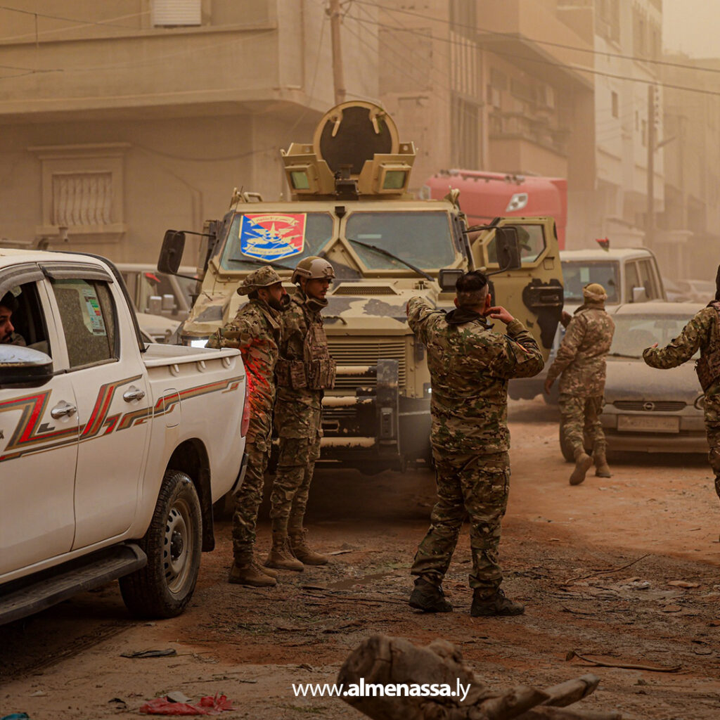 Extra 2.jpg15 2 القوات المسلحة تتدخل لمواجهة آثار العاصفة في بنغازي والبيضاء