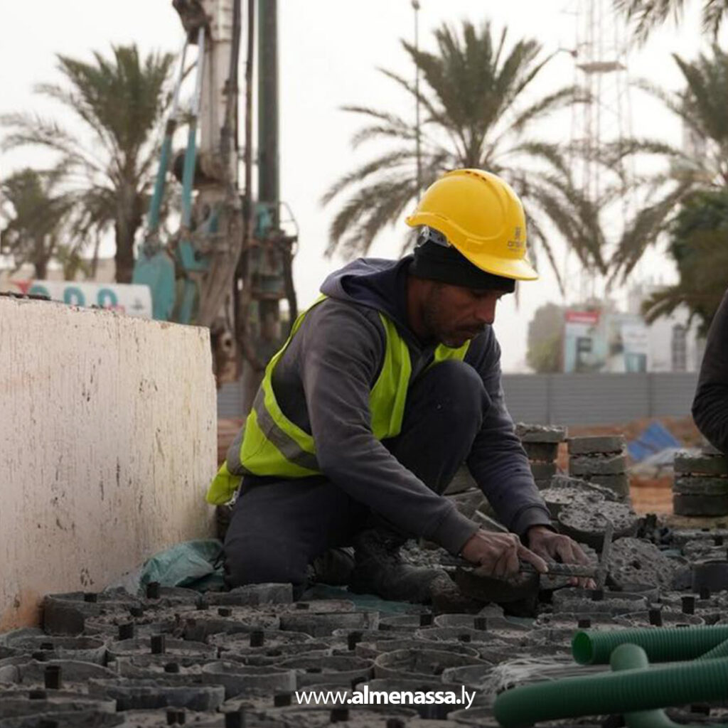 Extra 27.jpg2 27 تواصل أعمال إنشاء الجسرين بتقاطع جزيرة الفرناج